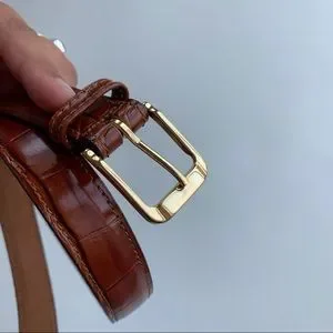 Bill Blass Leather Belt Brown Embossed Gold Hardware 37\
